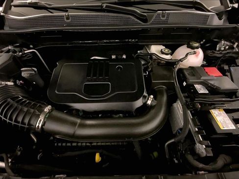 Used 2025 Chevrolet Blazer LT image 10