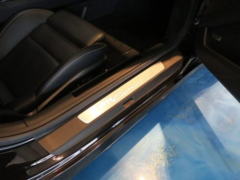 Used 2024 Porsche 911 Carrera 4S AWD/4WD image 35