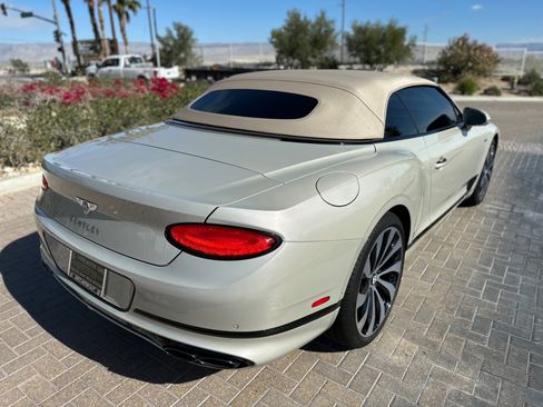Used 2024 Bentley Continental GT V8 image 15