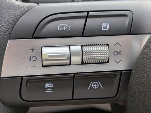 New 2026 Hyundai Tucson SE image 27