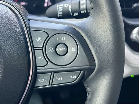 Certified 2026 Toyota Corolla Cross LE FWD image 20
