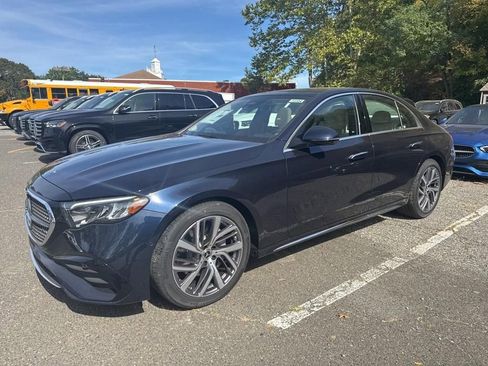 Used 2026 Mercedes-Benz E 350 4MATIC Sedan image 2