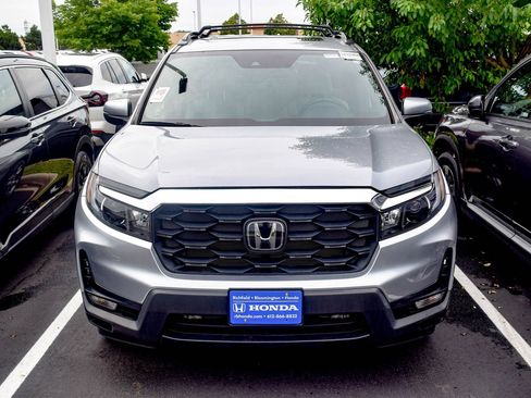 Used 2023 Honda Passport EX-L image 3