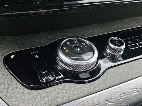 New 2026 Ford Expedition Tremor image 14