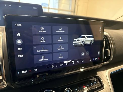 New 2026 Ford Expedition Platinum image 48