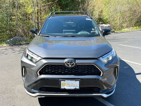 New 2025 Toyota RAV4 XSE w/ Premium Package AWD/4WD image 8