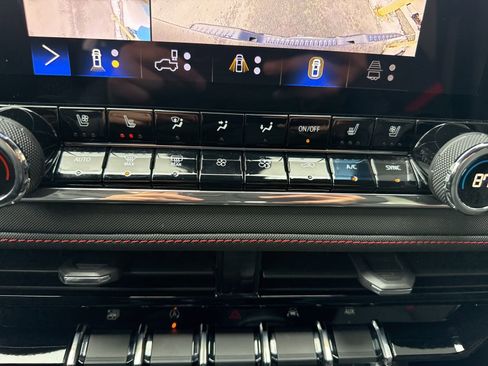 Used 2023 Chevrolet Colorado Z71 w/ Z71 Convenience Package 2 image 26