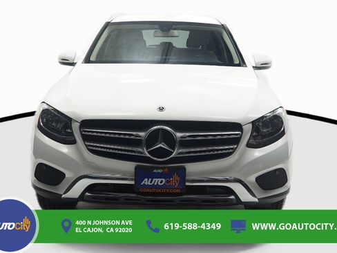 Used 2019 Mercedes-Benz GLC 300 image 4