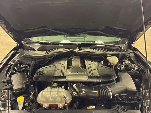 Used 2018 Ford Mustang GT RWD image 12