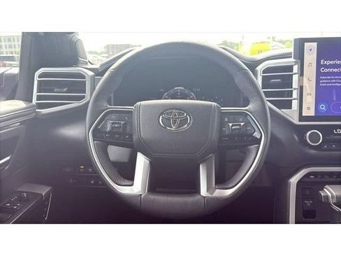 Used 2025 Toyota Tundra Platinum AWD/4WD image 21