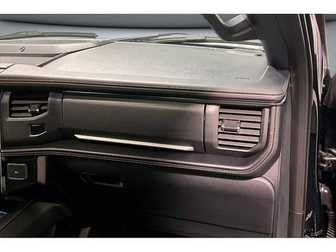 Used 2023 Ford Expedition Max Platinum image 17