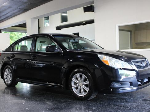 Used 2012 Subaru Legacy 2.5i Premium AWD/4WD image 1