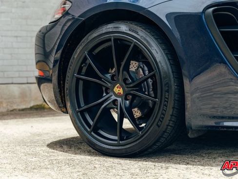 Used 2018 Porsche 718 Cayman RWD image 36