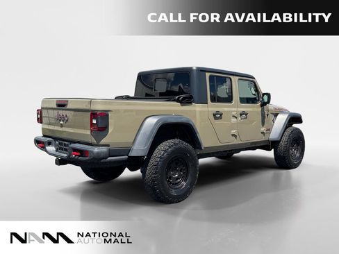 Used 2020 Jeep Gladiator Rubicon AWD/4WD image 5