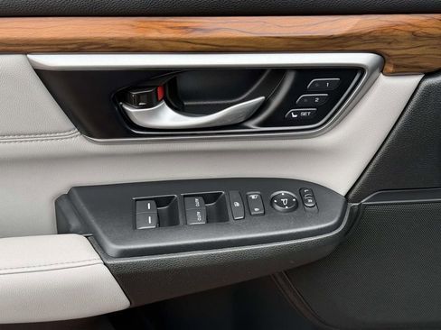 Used 2022 Honda CR-V EX-L image 11