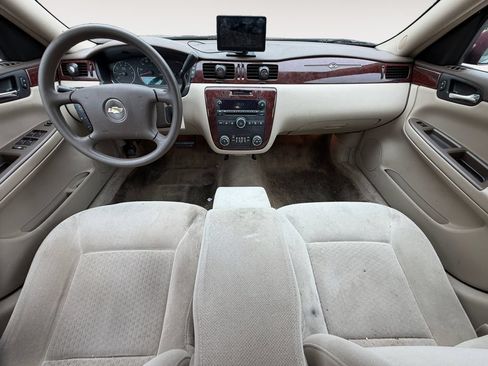Used 2006 Chevrolet Impala LT FWD image 11