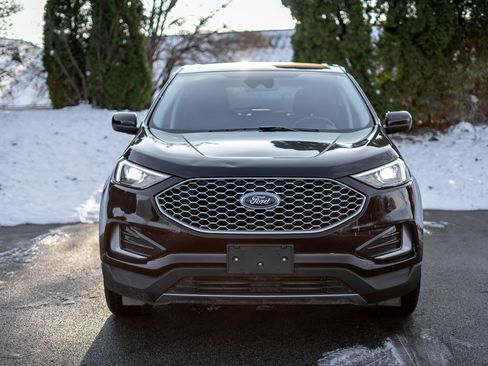 Certified 2023 Ford Edge SEL image 2