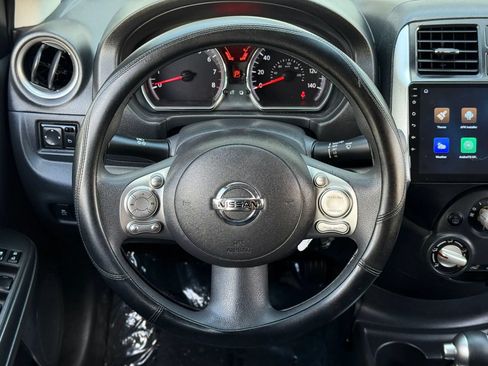 Used 2014 Nissan Versa SV w/ Convenience Package FWD image 16