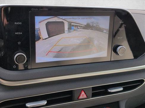 Used 2022 Hyundai Sonata SEL image 13