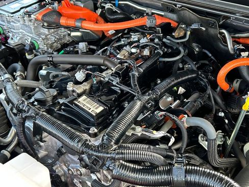 Used 2025 Toyota 4Runner TRD Off-Road AWD/4WD image 27