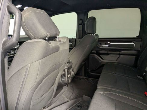 Used 2019 RAM 1500 Big Horn AWD/4WD image 35