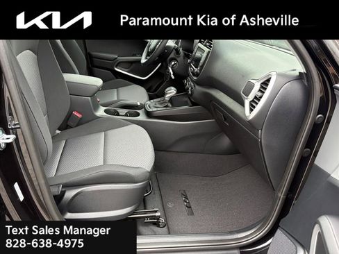 New 2025 Kia Soul LX image 16