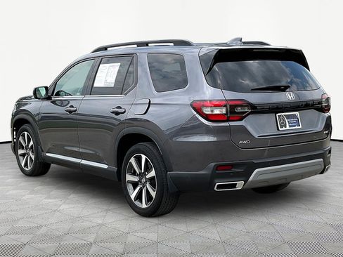 Used 2023 Honda Pilot Elite image 4