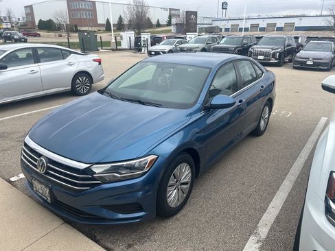 Used 2019 Volkswagen Jetta S w/ Driver Assistance Package image 5