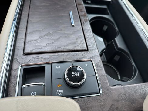 Used 2022 Lincoln Navigator L Reserve image 24