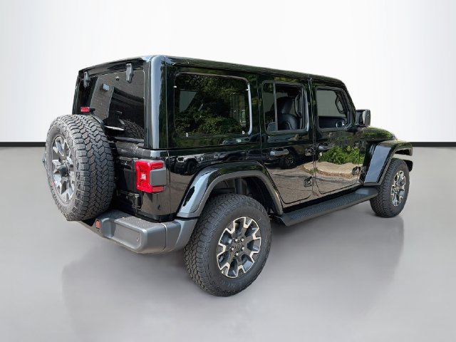 New 2026 Jeep Wrangler Unlimited Sahara AWD/4WD image 5