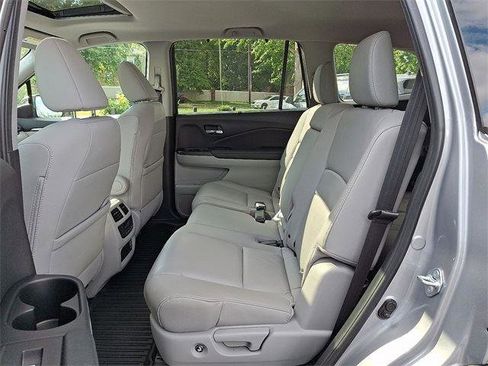 Used 2022 Honda Pilot Special Edition image 10