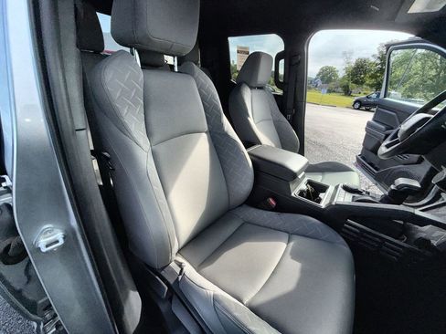 Used 2024 Toyota Tacoma SR5 AWD/4WD image 23