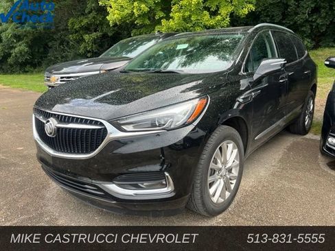 Used 2020 Buick Enclave Essence w/ Sound and Sites Package FWD image 1