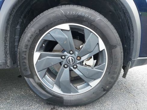 Used 2024 Nissan Rogue SV AWD/4WD image 15