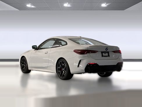 New 2026 BMW 430i Coupe w/ M Sport Package image 3