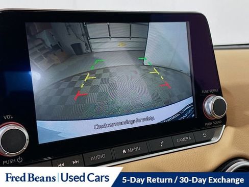 Used 2023 Nissan Sentra SV w/ SV Premium Package image 15