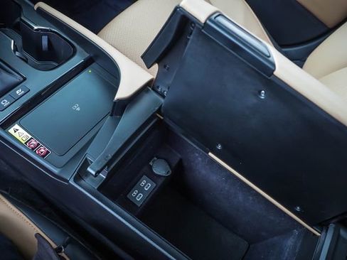 Certified 2023 Lexus ES 300h w/ Premium Package FWD image 17