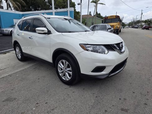 Used 2016 Nissan Rogue SV AWD/4WD image 5
