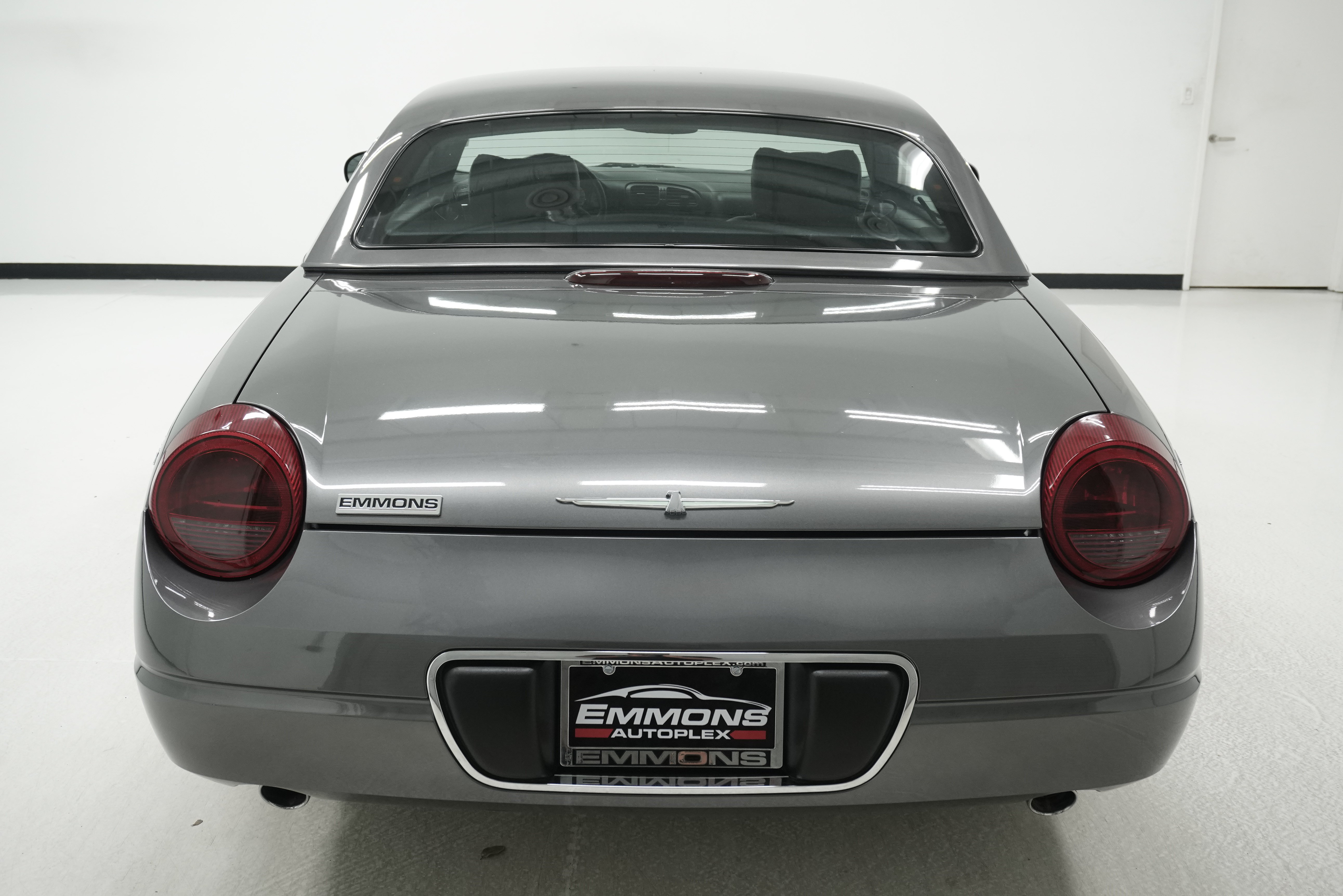 Used 2003 Ford Thunderbird RWD image 5