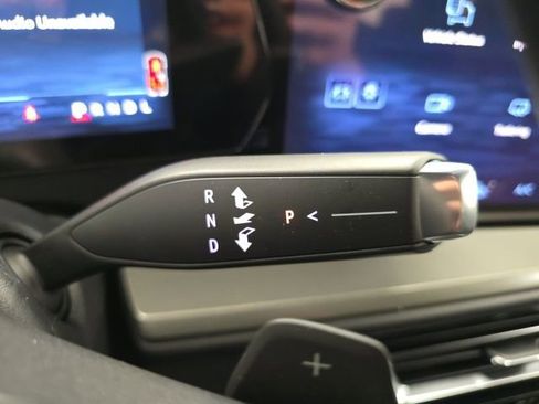 New 2026 Chevrolet Traverse LT image 15