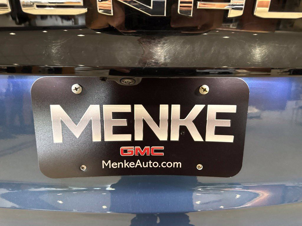 Used 2024 GMC Acadia Denali w/ LPO, Floor Liner Package AWD/4WD image 7