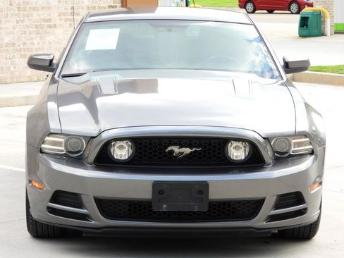 Used 2014 Ford Mustang GT RWD image 40
