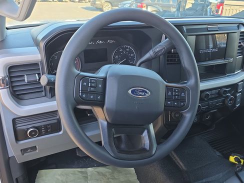 New 2026 Ford F450 XL w/ XL Chrome Package image 23