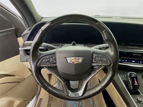 Used 2023 Cadillac Escalade Premium Luxury image 11