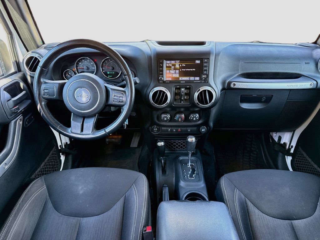 Used 2016 Jeep Wrangler Unlimited Sahara w/ Trailer Tow Group AWD/4WD image 21