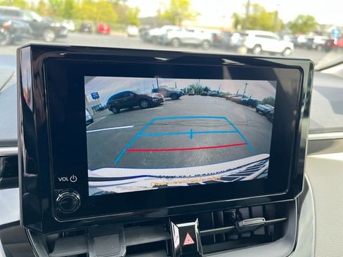 Used 2024 Toyota Corolla LE FWD image 19