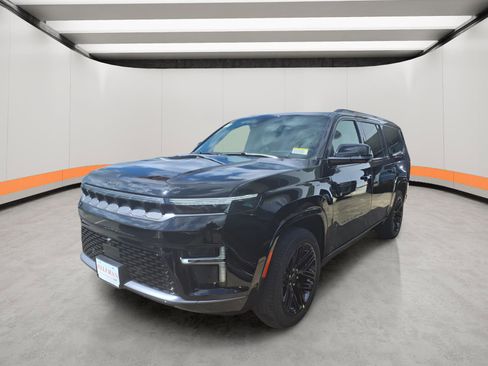 New 2026 Jeep Grand Wagoneer L Limited image 3