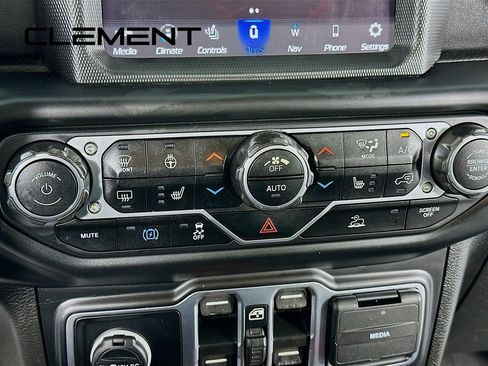 Used 2023 Jeep Wrangler Unlimited Sahara w/ Cold Weather Group image 22