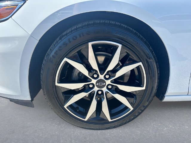 Used 2023 Chevrolet Malibu RS FWD image 10