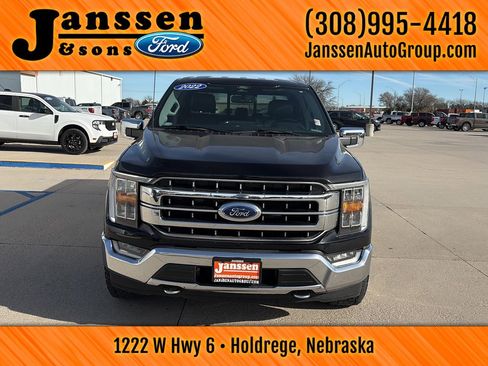 Used 2022 Ford F150 Lariat image 2